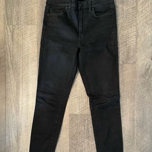 Joe’s black skinny jeans